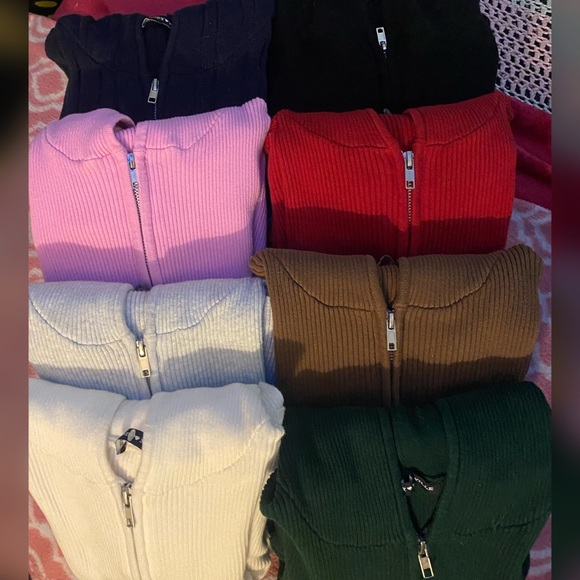 BIG BRANDY MELVILLE SWEATER WEATHER MYSTERY BOX 📦 - Picture 2 of 9